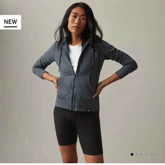 American Giant | Classic Full Zip Sweatshirt with Hood - Picture 8 of 16